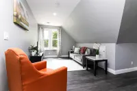 Cozy Micro Suite - Full Kitchen, Wifi, Air Conditioning