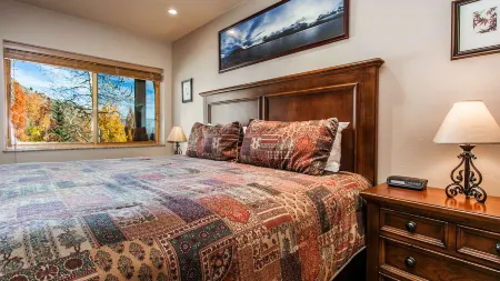 Cozy Gas Fireplace and Common Area Pool - Charming Mountain Getaway