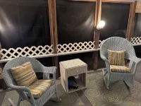 Cozy beach cottage, steps from Lewes Beach Hotels in Lewes