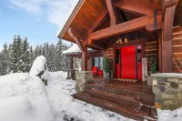 Ski in/Out Access and Luxurious Amenities - Stunning Mountain Haven