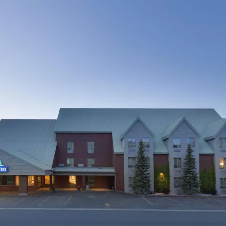 Days Inn by Wyndham Dalhousie