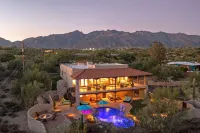 Hot Property/Foothills/Heated Pool/Spa/Sleeps16+