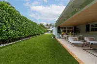 Island Bliss Manor + Private Beach Access!