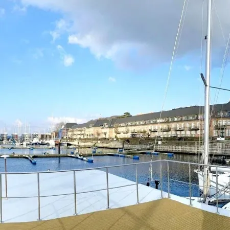 Houseboat Luv in Sonwik harbor with a view of Denmark