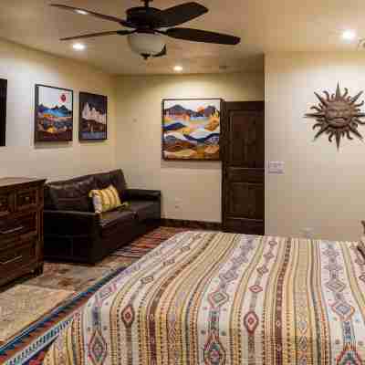 Incredible Southwestern Arizona Home Rooms