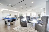 Upscale Apartments in Crystal City