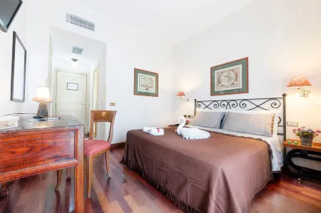 Grand Hotel Colony Отели рядом с достопримечательностью «Via Don Carlo Gnocchi»