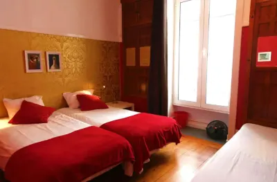 Rivoli Cinema Hostel Hotels in 