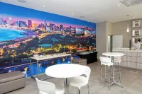 The Riverside Hotel - bar