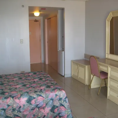 Tumon Bay Capital Hotel Отели рядом с достопримечательностью «Парк Йпао Бич»