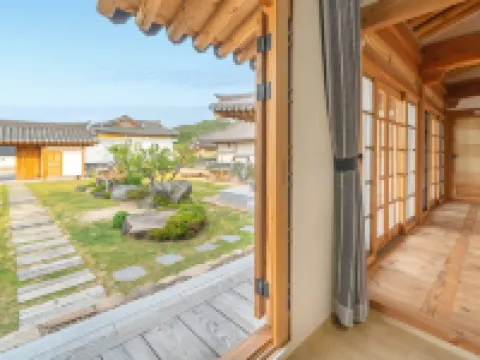 Gyeongju Wadamjung Hanok Pension Hotels in Gyeongju