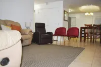 2Bd 2BT Apt Near University