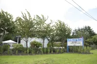 Dew Drop Inn