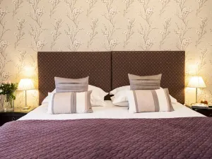 Ees Wyke Country House