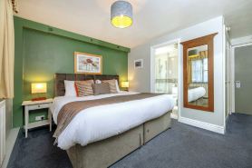 The Old Pheasant Hotel