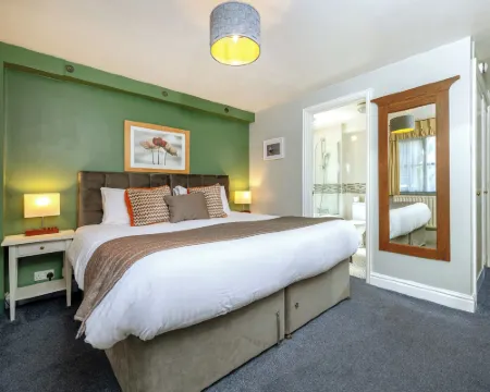 ザ オールド フェザント ホテル オークハムのホテル