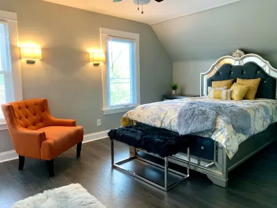 The Oakwood Cottage - with Yard & Parking Hotel in zona Maurices (Lasalle Center)