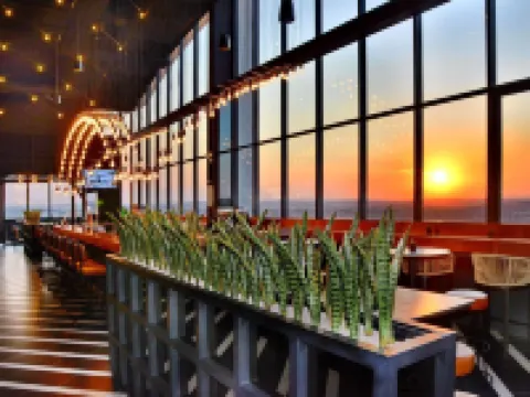 コートヤード ホテル ウォーターフォール シティ ミッドラントのホテル