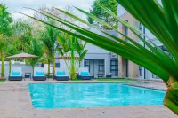 Ezulwini Villa Hotel - С бассейном