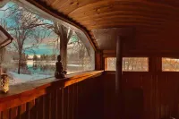 Romantic Cabin Right on the Lake with Fire Place