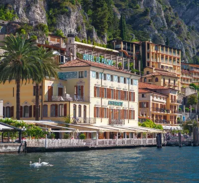 Hotel le Palme Hotels in der Nähe von Li.Ma. Di Righi Maurizio E C. S.A.S.