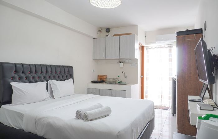 Warm and Tidy Studio at Cinere Resort Apartment