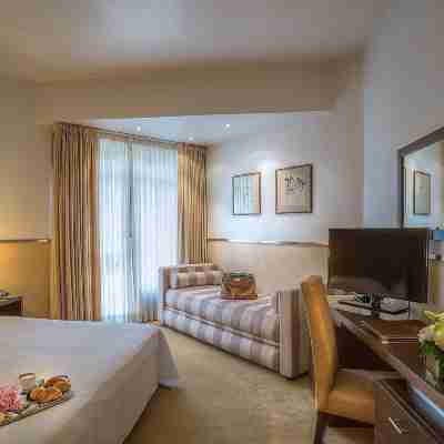 Mini Palace Hotel Rooms