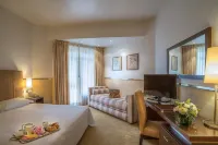 Mini Palace Hotel Hotel in zona Castello Orsini