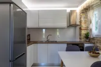 Castello Nuovo Suite by CorfuEscapes Hotels in Corfu