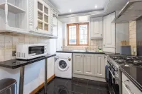 Pillo Rooms - Abbey Lodge Hotels in Eccles