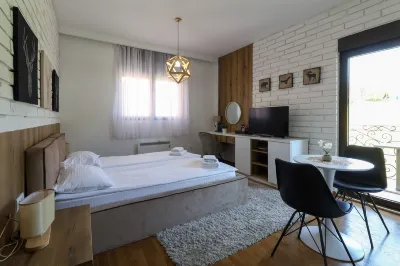 All Seasons Residence Hotels in 