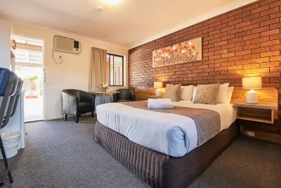 Ruthven Street Motor Inn Hotels in Kearneys Spring