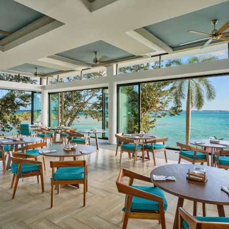Cristalino Lagoon Front Hotel, Restaurant & Spa