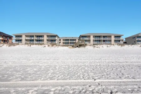 Starboard Village 521 Отели рядом с достопримечательностью «Pensacola Beach Gulf Side Artificial Reef»