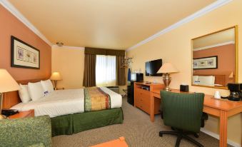 Inn by the SFO