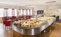 Mercure Cardiff - breakfast