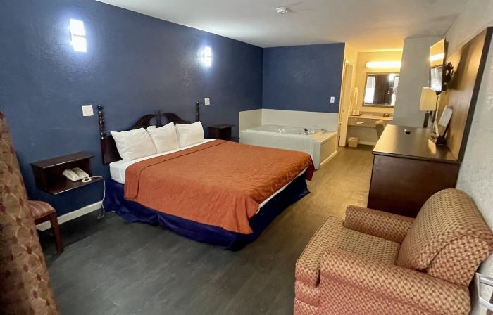 Key West Inn - Roanoke