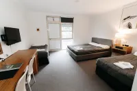 The Ophir Hotel Hotels in Orange