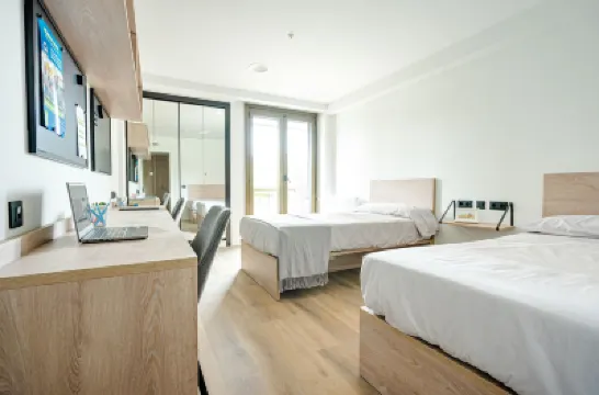 Residencia Universitaria Micampus Oviedo la Gruta Hotels in 