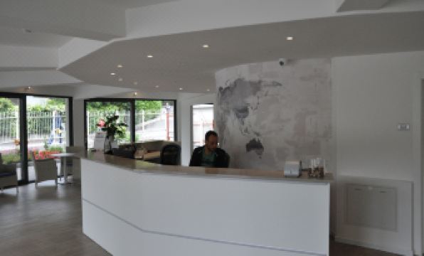 Hotel Vischi - Housity