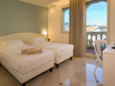 Hellenia Yachting Hotel & Spa Hotele w: Giardini Naxos