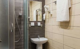 Minima Dinamo Hotel