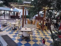 Rezeiky Hotel & Camp