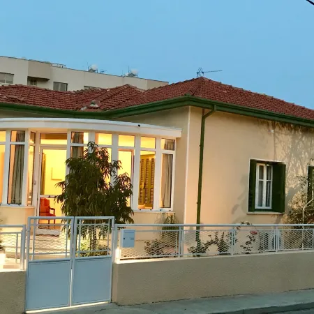 Avgi's Home