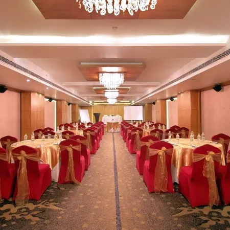 Best Western Ashoka Отели рядом с достопримечательностью «Район Химайятнагар»