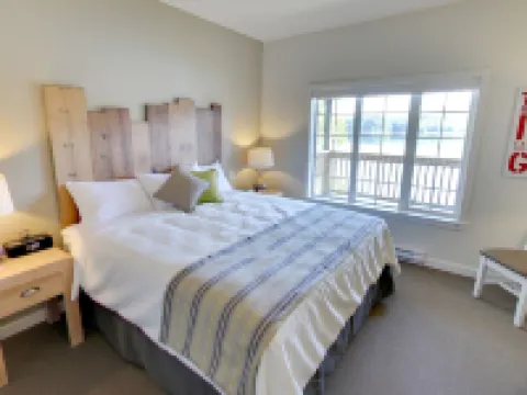 Embarc Ucluelet Hotels in Ucluelet