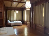Amazon Arowana Lodge فنادق في Careiro