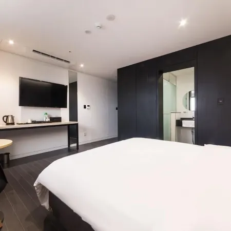 Honors Hotel