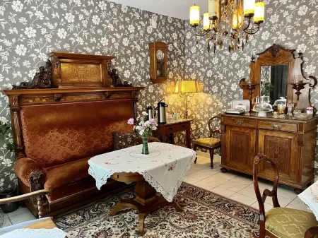 Hotell Bele Отели в г. Трольхеттан