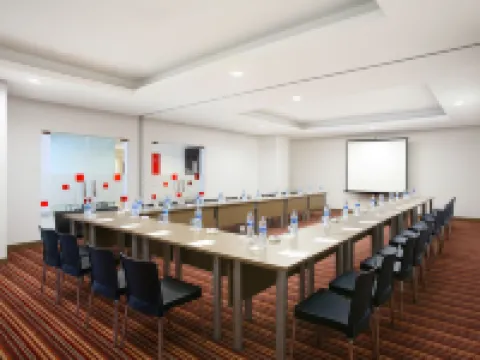 Amaris Hotel Season City Hotels in West Jakarta
